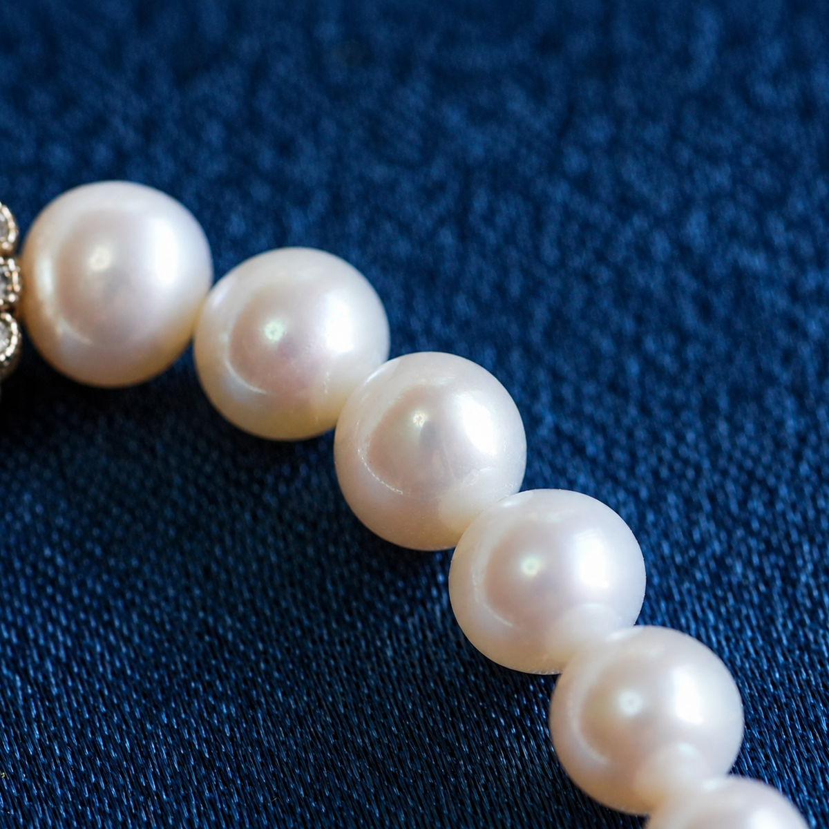 Vintage Freshwater Pearl Bracelet 6mm with 925 Sterling Silver Clasp, Adjustable Elegant Pearl Jewelry Gift for Women