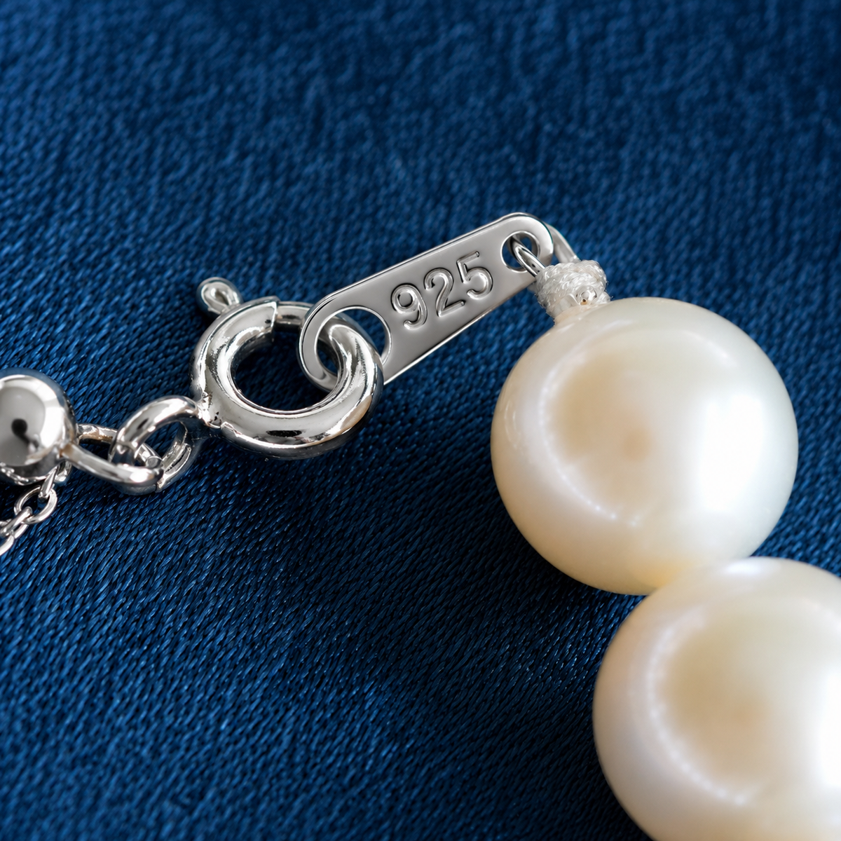 Classic 8mm Freshwater Pearl Bracelet – Adjustable 17–20cm, 925 Sterling Silver Clasp