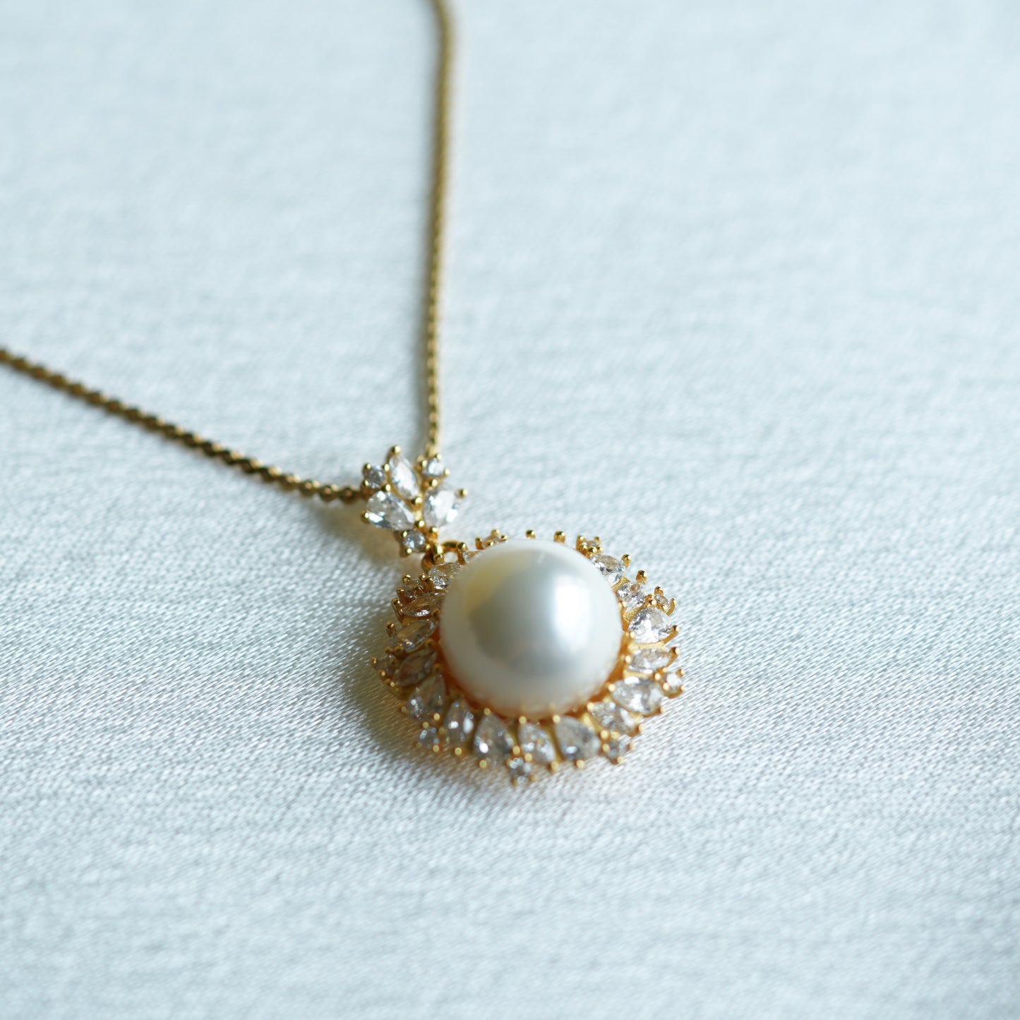 10mm Freshwater Pearl Pendant Necklace, 925 Sterling Silver Halo Pearl Jewelry
